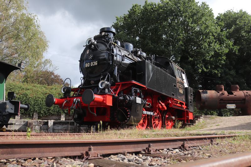 VSM locomotief 80 036 na vele jaren van revisie weer voor het publiek te zien tijdens Terug naar Toen 2026